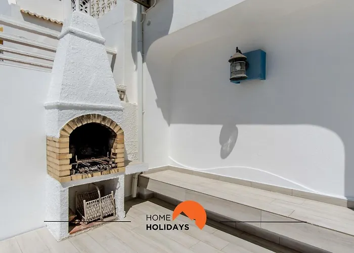 #052 V4 Mimosas By Holidays ヴィラ